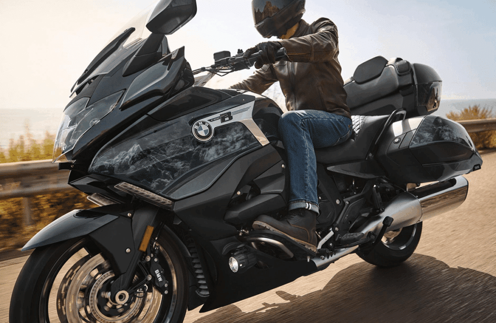 BMW motorbike taxi for fast transfers