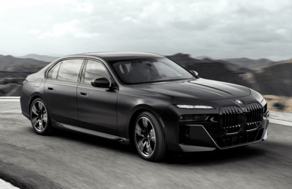 BMW i7 electric for high-end private driver service