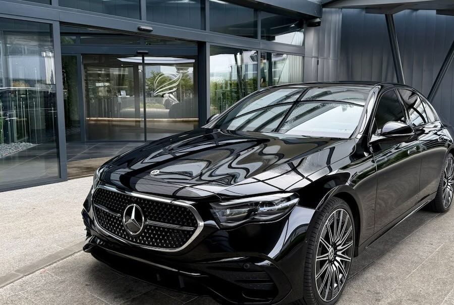 Mercedes Classe E avec chauffeur privé Ultravalet